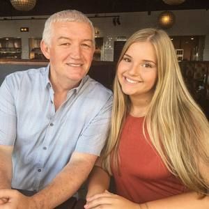 Meet your Posher, Neira